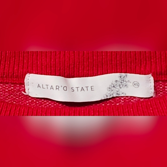 Altar'd State Vibrant Pink Red Heart Crop Long Sleeve Crew Sweater Top XS - Picture 3 of 3